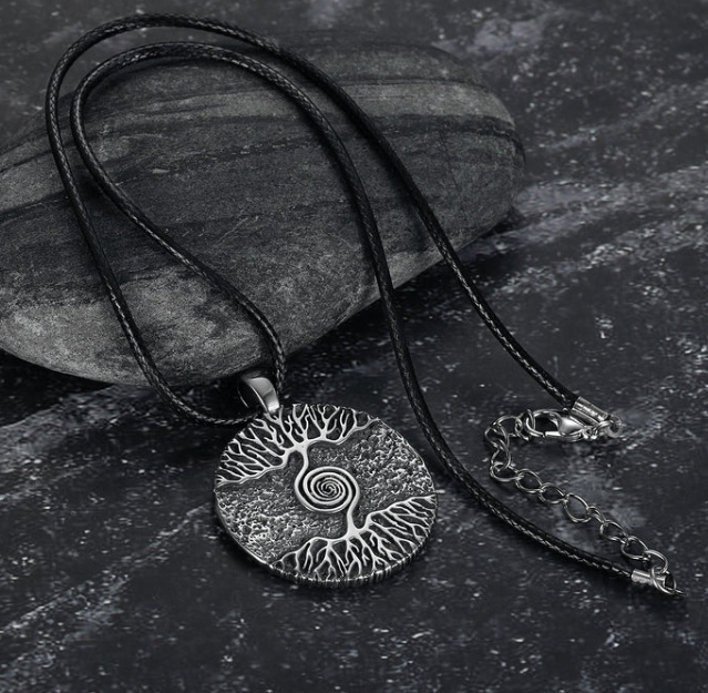 Asgard Crafted Celtic Tree Of Life Pendant and Chain