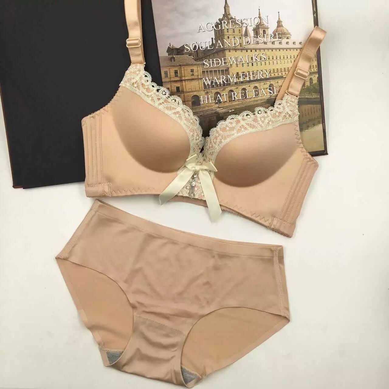 Underwear bra - Image 9