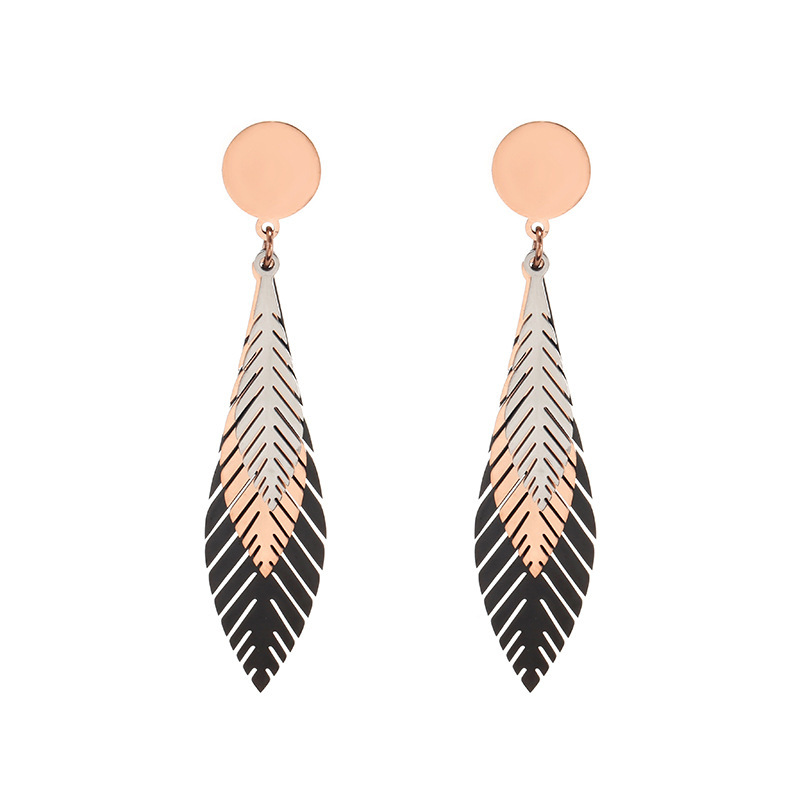 Three-leaf earrings
