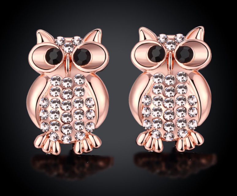 Owl Crystal Stud Earrings – Fashionable Copper Jewelry for Women