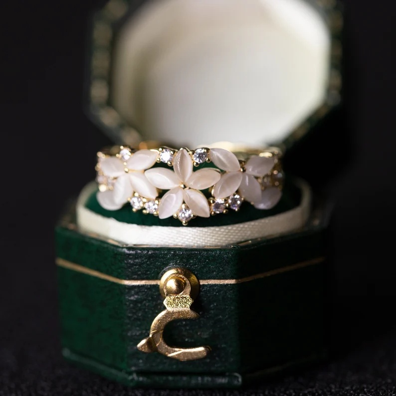 Flower Style Wedding Band For Women 18K 14K Gold S925 Silver Diamond Ring