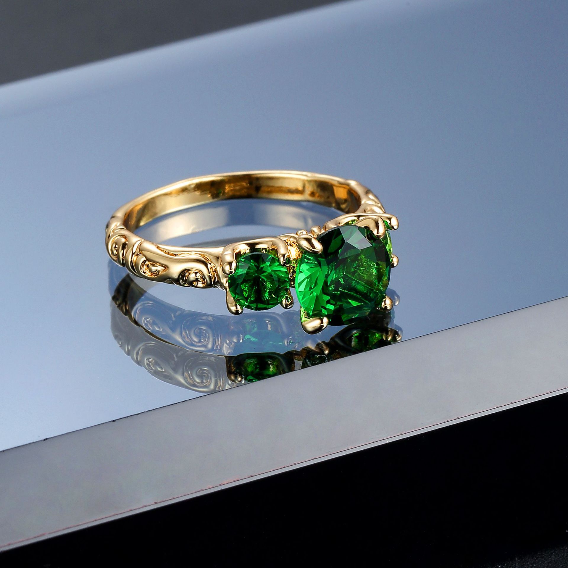 Elegant Geometric Copper Ring in Emerald, Red & Champagne Options
