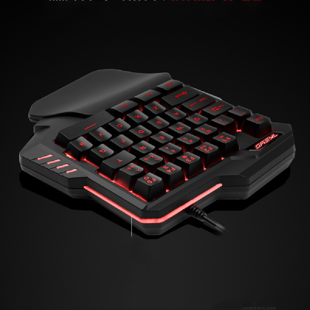 RGB gaming keypad with backlit keys and ergonomic design for gamers and streamers.