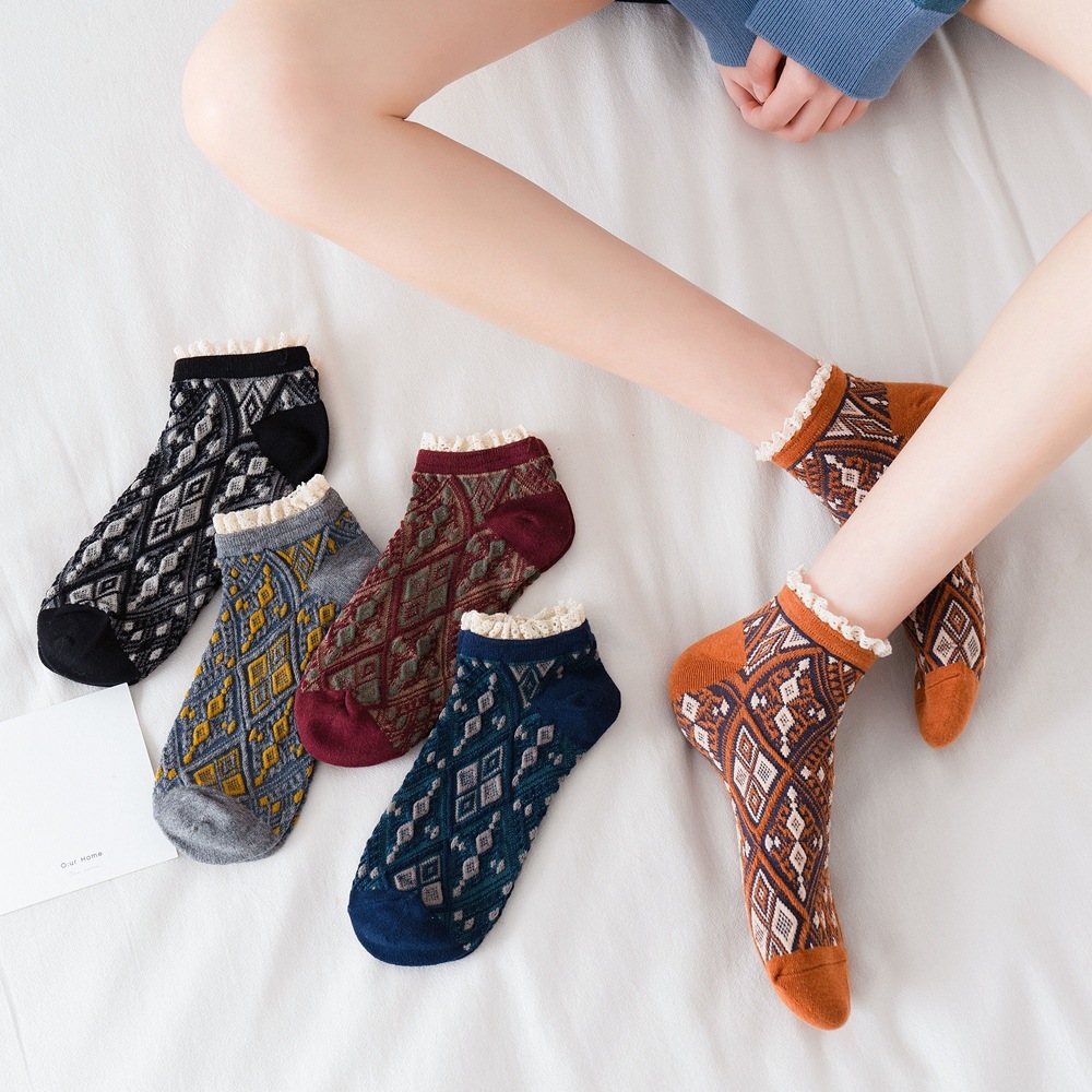 Rhombus Vintage Lace Jacquard Cotton Socks