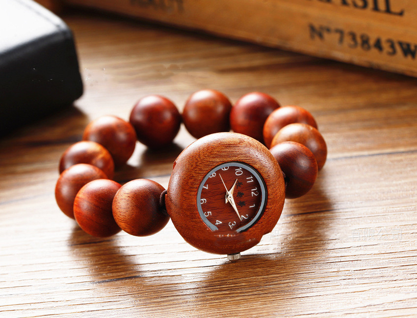 Antique Wood Quartz Couple Watches - Elegant & Unique Design - Image 3