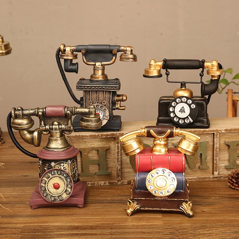 Charming Chinese Style Resin Telephone Decorative Piece