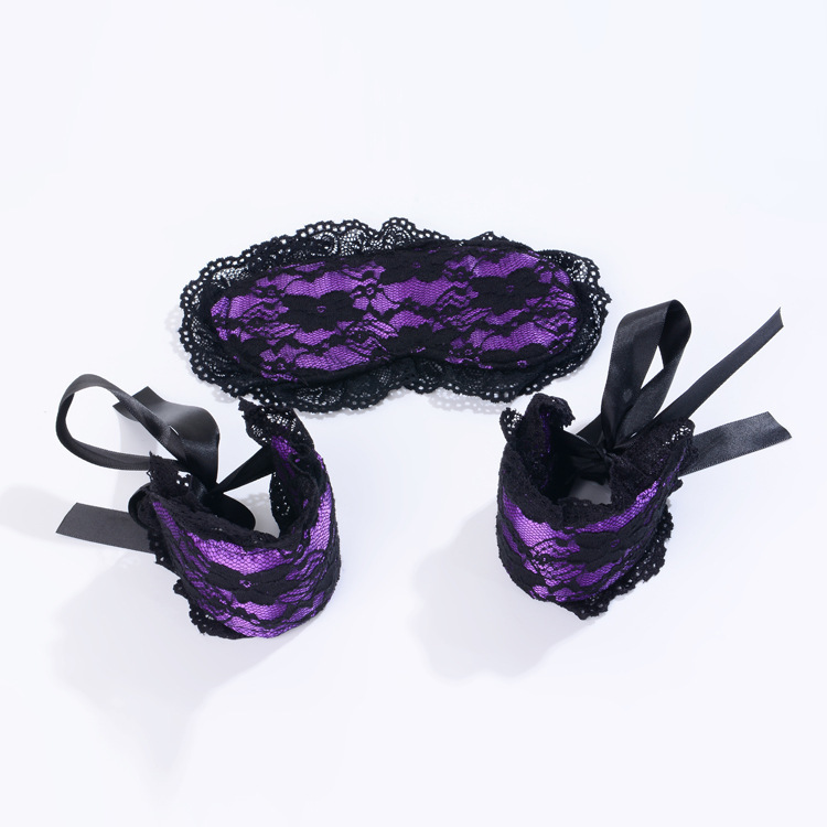 Women's Lace Blinders Handcuffs Set Toy - Image 2