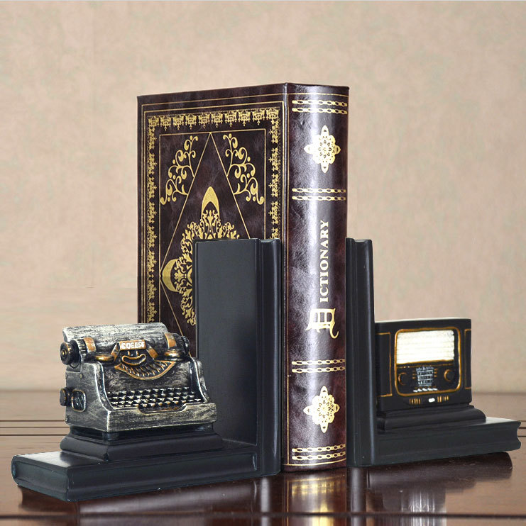 Vintage Typewriter Bookends for Stylish Desktop Decor - 15x7.5cm