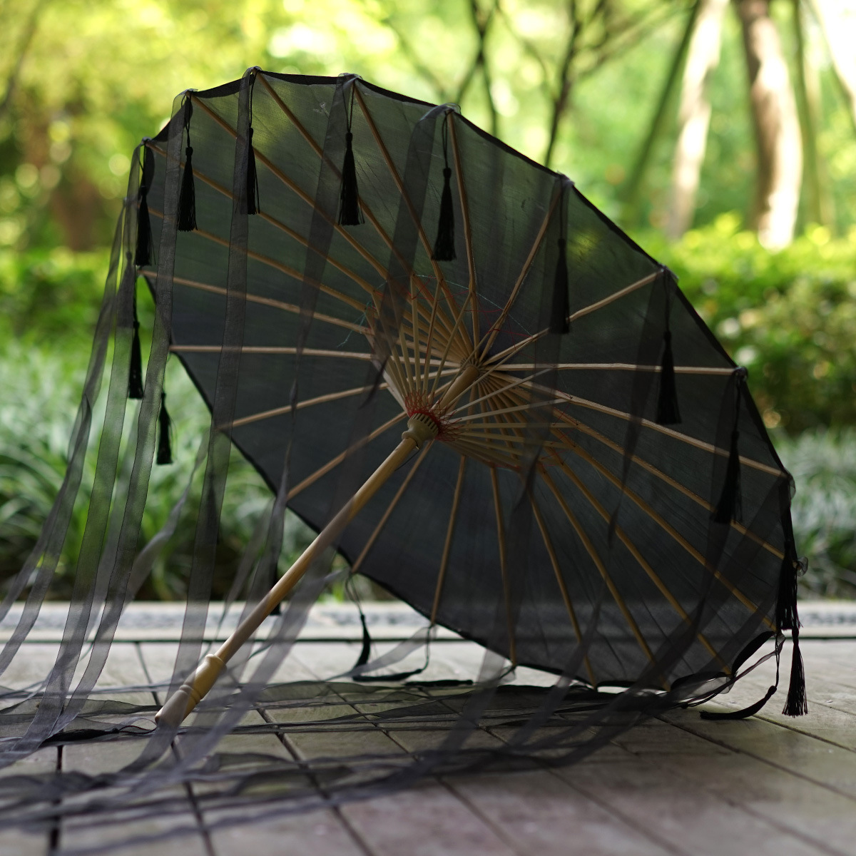 Retro Solid Wood Long Handle Manual Umbrella with Satin Canopy