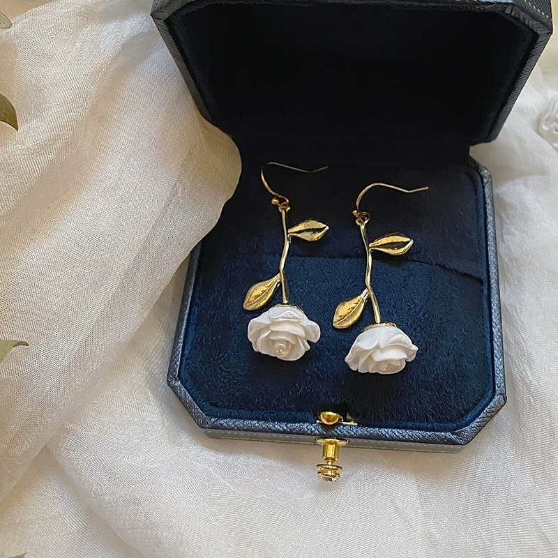 Charming Floral Earrings Set with Silver and Adjustable Clips