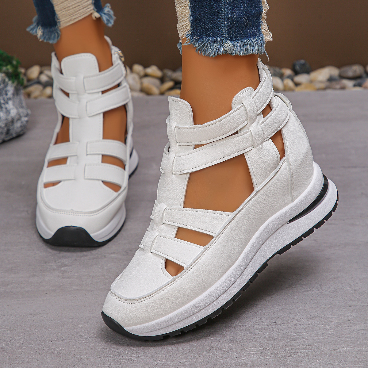 Stylish Velcro Sandals in Versatile Colors - Comfortable Wear!