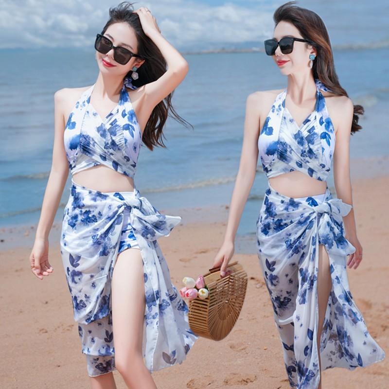 Flower Print Women's Swimsuit - Stylish & Versatile Beachwear